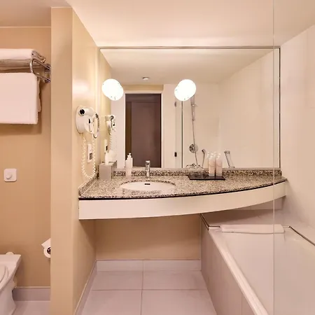 Der Valk Paris Cdg Airport